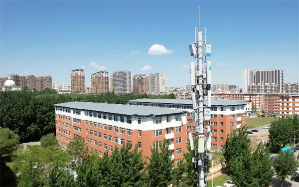華為打造素智能基站：實(shí)時(shí)自動改變波形 效率提升30倍以上