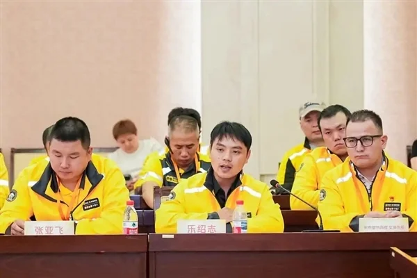 美團與騎手簽保障協(xié)議：平臺補貼50%養(yǎng)老保險費用、年底前取消超時扣款